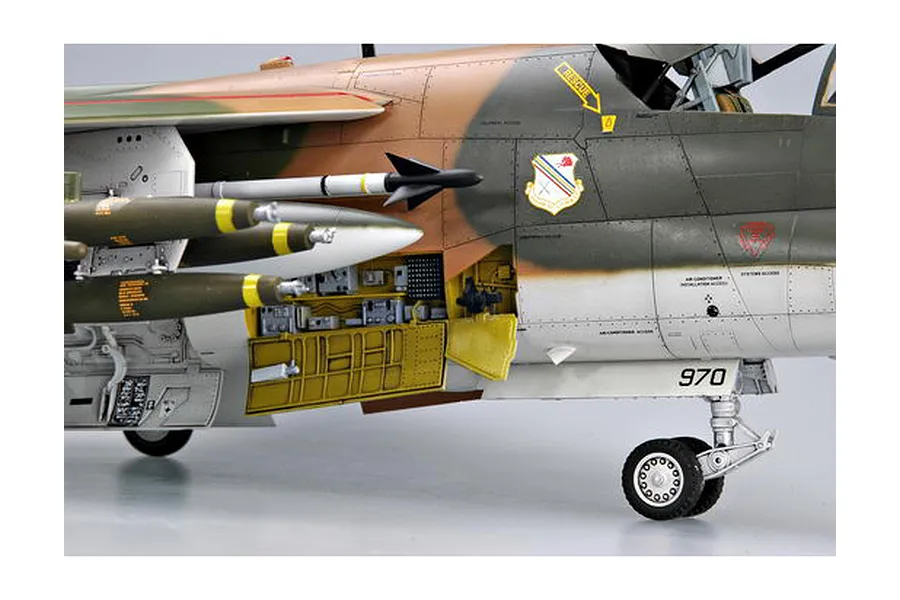 Trumpeter 1/32 USAF A-7D Corsair II Jet Scaled Plastic Model Kit image 25359