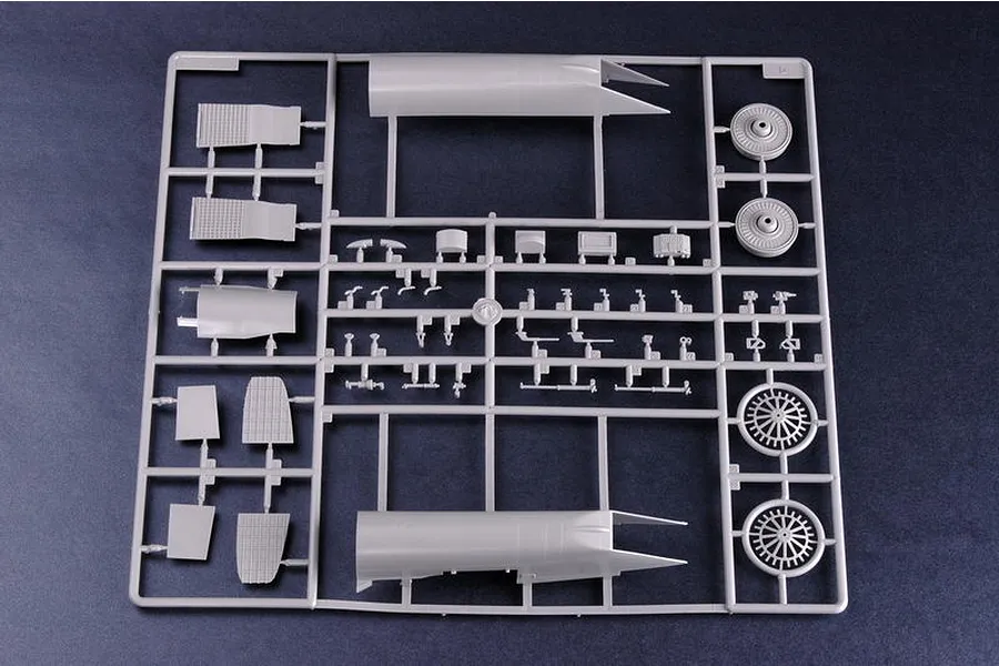 Trumpeter 1/32 Russian MIG-29M Fulcrum Fighter Jet Scaled Plastic Model Kit image 25440