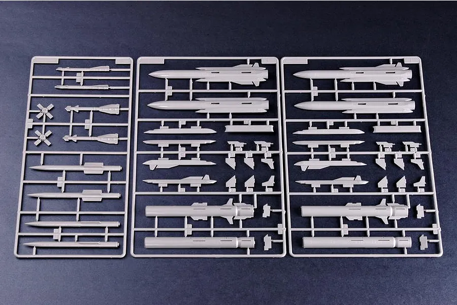 Trumpeter 1/32 Russian MIG-29M Fulcrum Fighter Jet Scaled Plastic Model Kit image 25452
