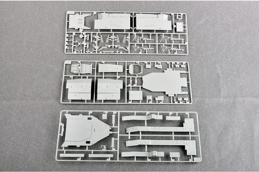 Trumpeter 1/200 Russian Sovremenny Type 956 Destroyer Plastic Model Kit image 25484