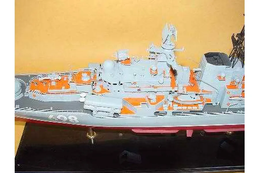 Trumpeter 1/200 Russian Sovremenny Type 956E Destroyer Plastic Model Kit image 25491