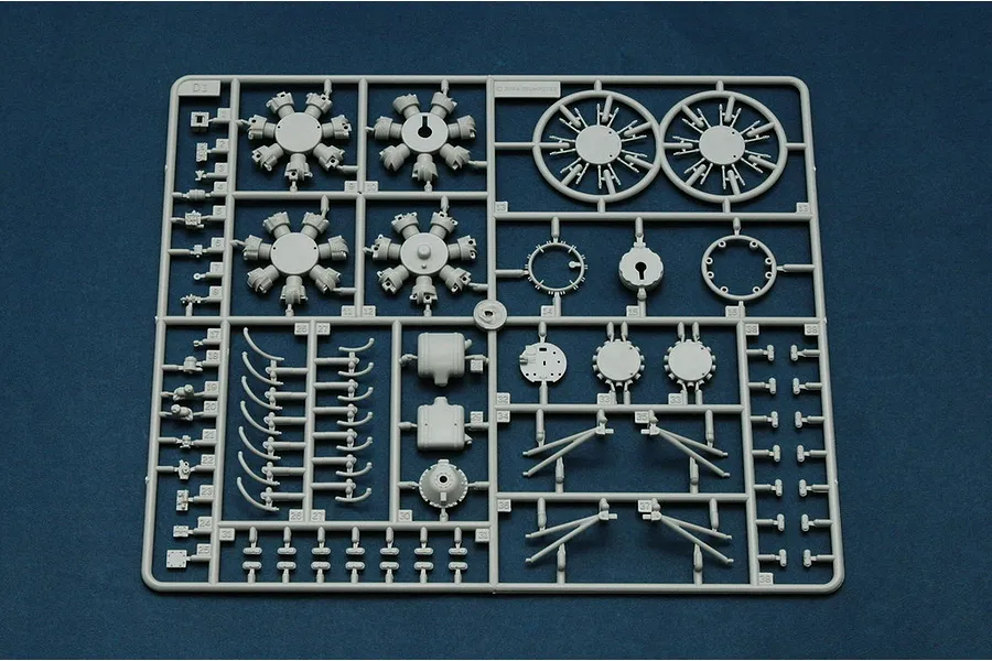 Trumpeter 1/32 TBF-1C Avenger Bomber Scaled Plastic Model Kit image 25532