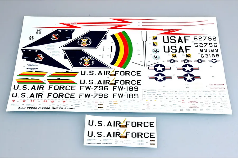 Trumpeter 1/32 North American F-100D Super Sabre Fighter Jet Scaled Plastic Model Kit image 25598