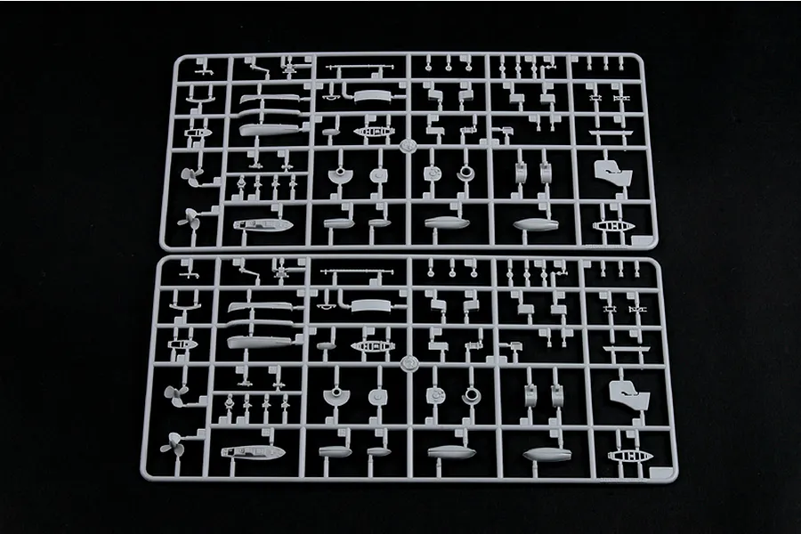 Trumpeter 1/350 Italian RN Roma Navy Battleship Plastic Model Kit image 25651