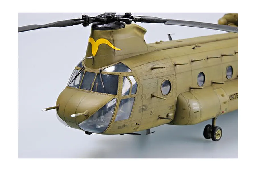 Trumpeter 1/35 CH-47A Chinook Helicopter Scaled Plastic Model Kit image 25681