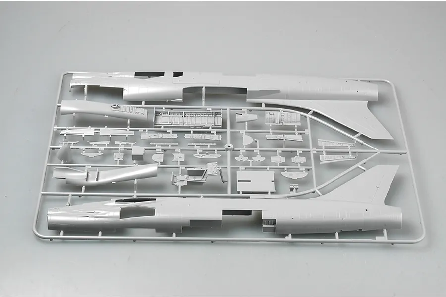 Trumpeter 1/32 F-8E Crusader Jet Scaled Plastic Model Kit image 25695