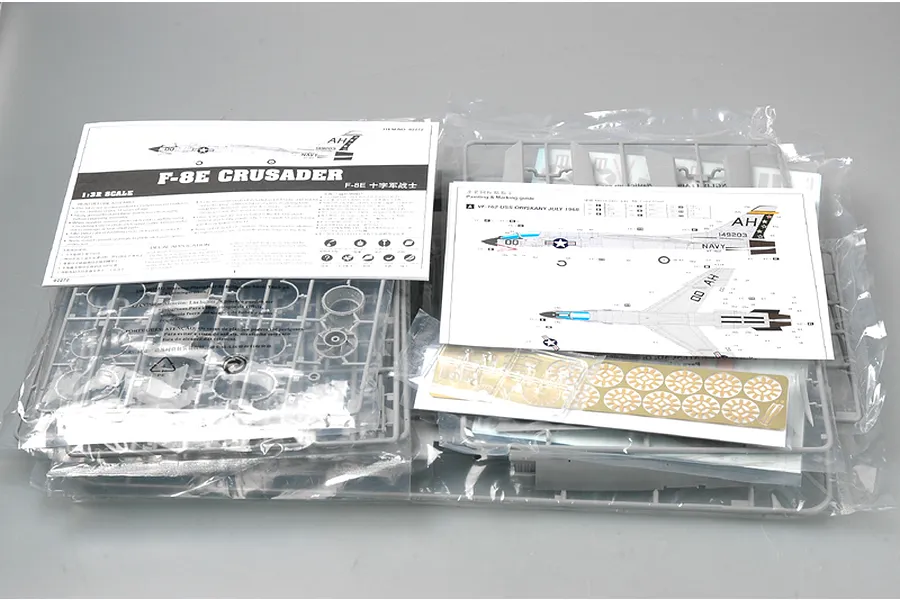 Trumpeter 1/32 F-8E Crusader Jet Scaled Plastic Model Kit image 25697