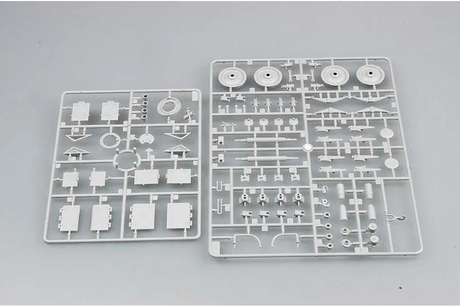Trumpeter 1/35 German Panzerjager Triebwagen 51 Armoured Train Scaled Plastic Model Kit image 25724