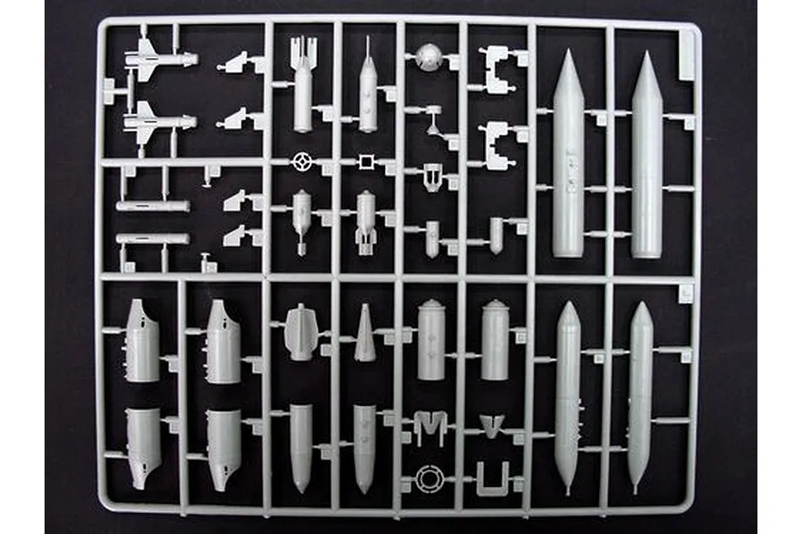 Trumpeter 1/35 Mil MI-24V Hind-E Helicopter Scaled Plastic Model Kit image 25766