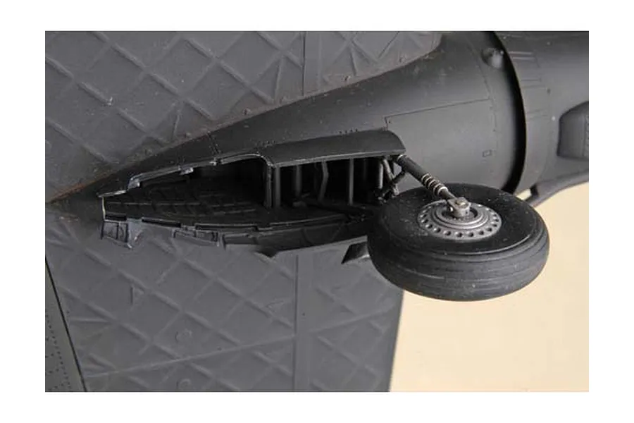Close-up of the landing gear and geodetic wing structure on a 1/48 scale Trumpeter Wellington model aircraft.