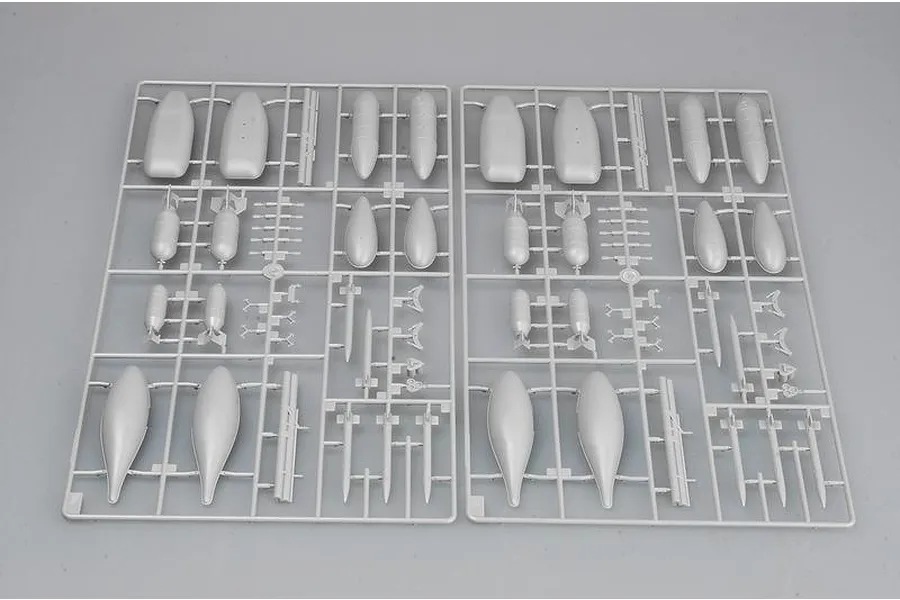 Trumpeter 1/32 P-47N Thunderbolt Fighter Scaled Plastic Model Kit image 25921