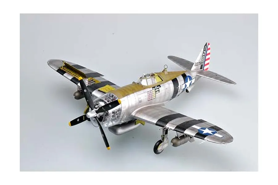 A fully assembled and painted 1/32 scale model of a P-47 Thunderbolt Razorback fighter aircraft on a plain background.