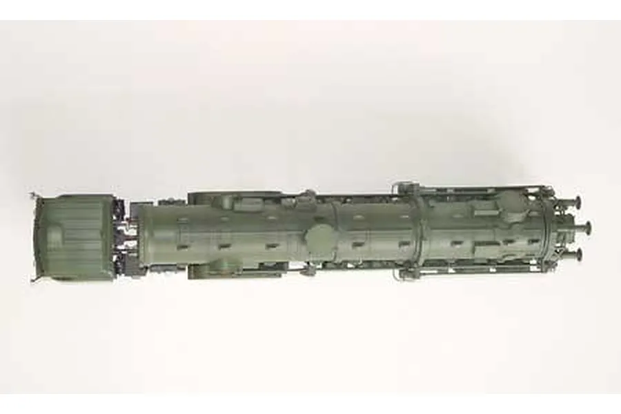 Trumpeter 1/35 DF-21 Ballistic Missile Launcher Truck Scaled Plastic Model Kit image 26018