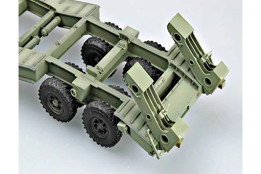 Trumpeter 1/35 MAZ-537G Truck w/ MAZ/ChMZAP-5247G Semitrailer Scaled Plastic Model Kit image 26175