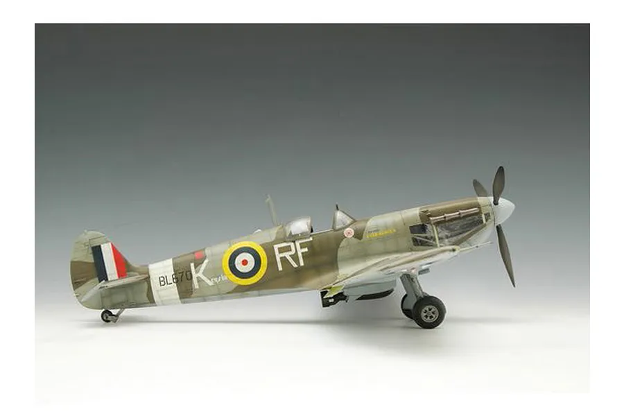 Trumpeter 1/24 Supermarine Spitfire Mk. VB Fighter Scaled Plastic Model Kit image 26217