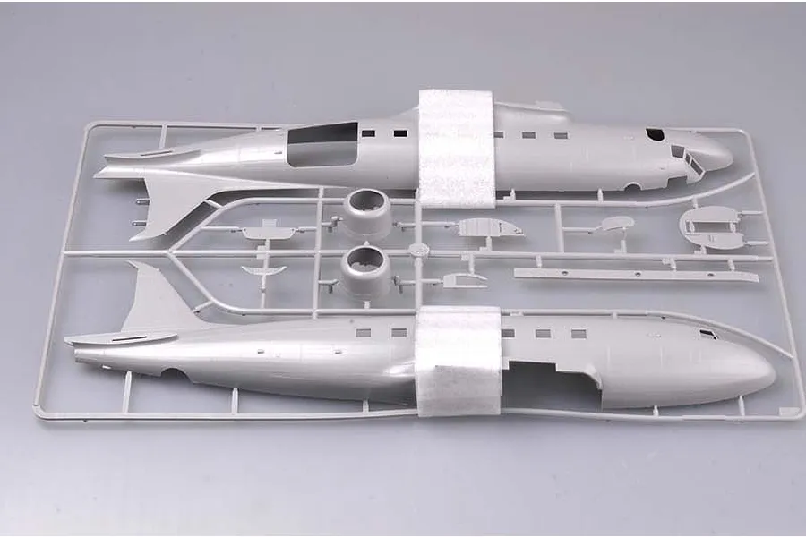 Trumpeter 1/48 C-47 A Skytrain Transport Aircraft Scaled Plastic Model Kit image 26257