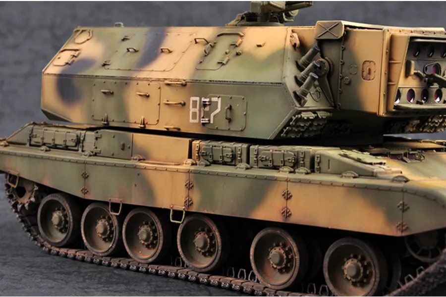 Trumpeter 1/35 Russian 1K17 Szhatie Self-Propelled Laser Scaled Plastic Model Kit image 26594
