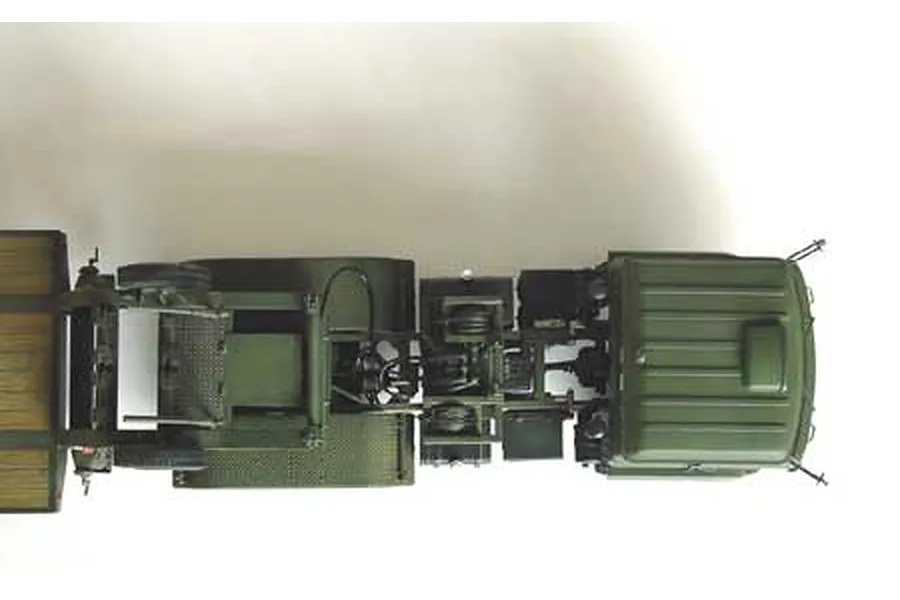 Trumpeter 1/35 Chinese 50 Ton Tank Transporter Truck Scaled Plastic Model Kit image 8