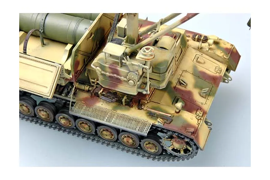 Trumpeter 1/35 German Pz.Kpfw IV Ausf F Fahrgestell Tank Scaled Plastic Model Kit image 12