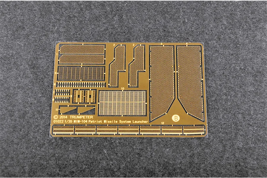 Trumpeter 1/35 MPQ-52 C-Band Tracking Radar Trailer Scaled Plastic Model Kit image 26938