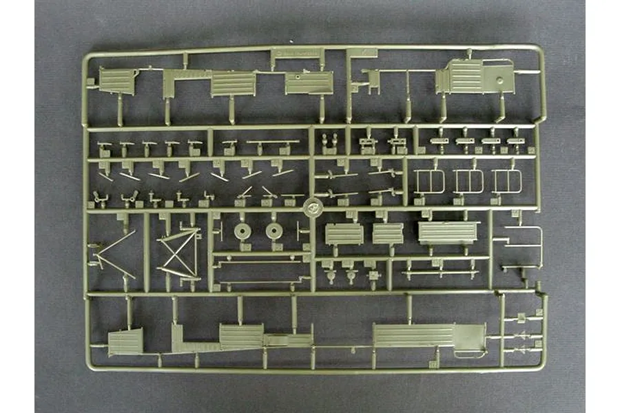 Trumpeter 1/35 HQ-2 Missile w/ Transport Trailer &amp;amp; Truck Scaled Plastic Model Kit image 27081