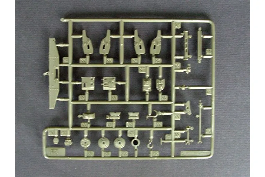Trumpeter 1/35 HQ-2 Missile w/ Transport Trailer &amp;amp; Truck Scaled Plastic Model Kit image 27087