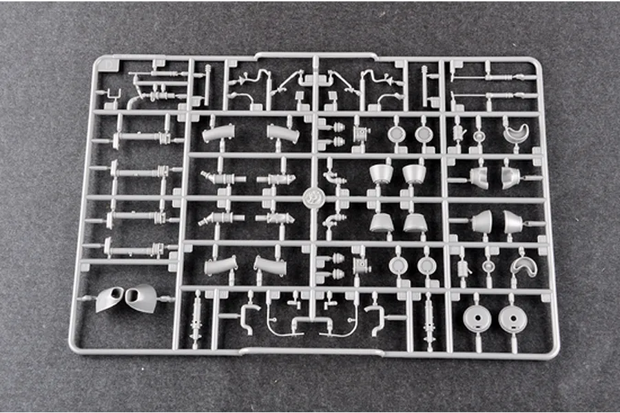 Trumpeter 1/35 Chinese Z-9WA Helicopter Scaled Plastic Model Kit image 27165