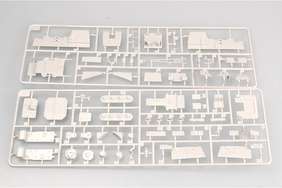 Trumpeter 1/350 Russian Navy Moskva Cruiser Plastic Model Kit image 11