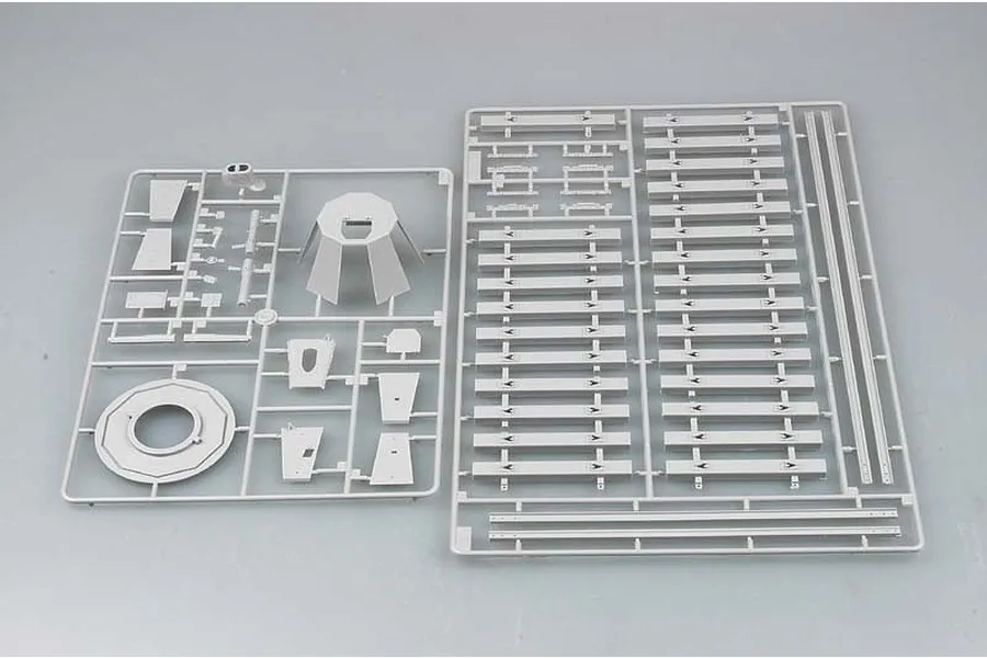Trumpeter 1/35 German Geschutzwagen Armoured Train Scaled Plastic Model Kit image 27377
