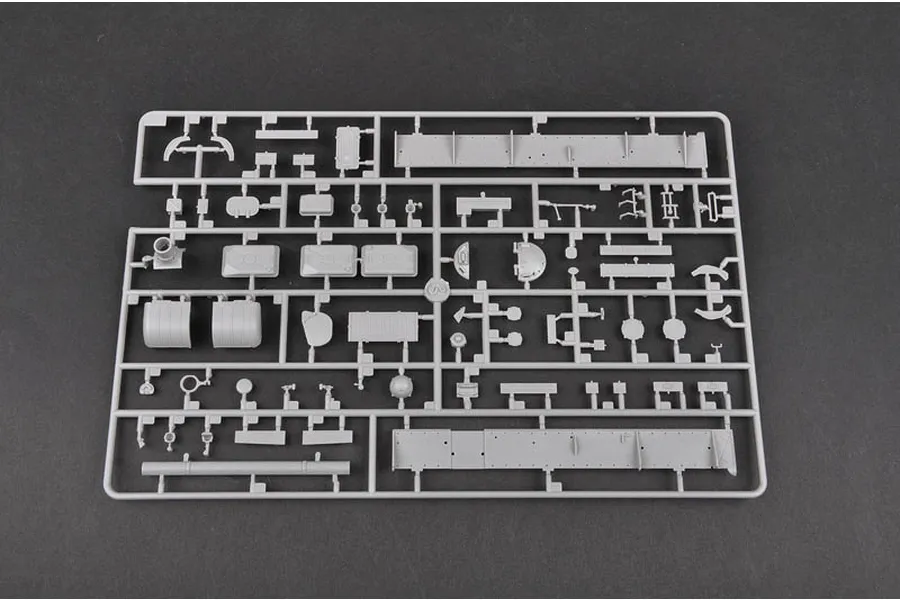Trumpeter 1/35 Russian 1984 (1972 Modification) T-62 BDD Tank Scaled Plastic Model Kit image 27438