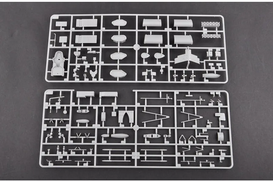 Trumpeter 1/350 HMS Belfast 1942 Light Cruiser Plastic Model Kit image 27459