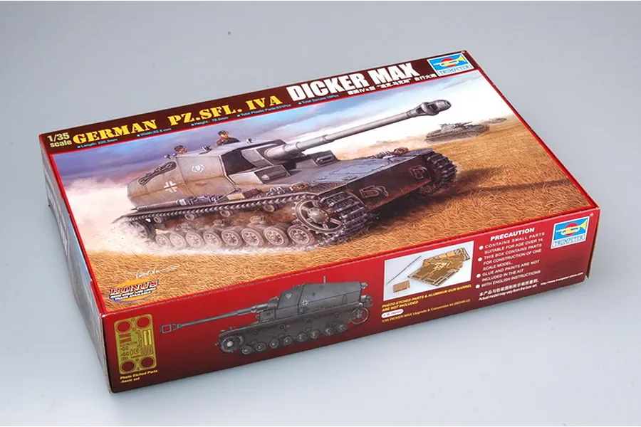 Trumpeter 1/35 scale German PZ.SFL.IVA Dicker Max plastic model kit box showing artwork of the tank in a field.