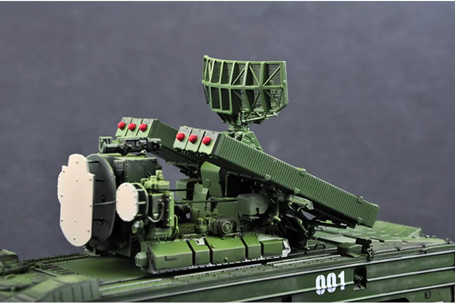 Trumpeter 1/35 Russian SA-8 GECKO SAM Vehicle Scaled Plastic Model Kit image 27555