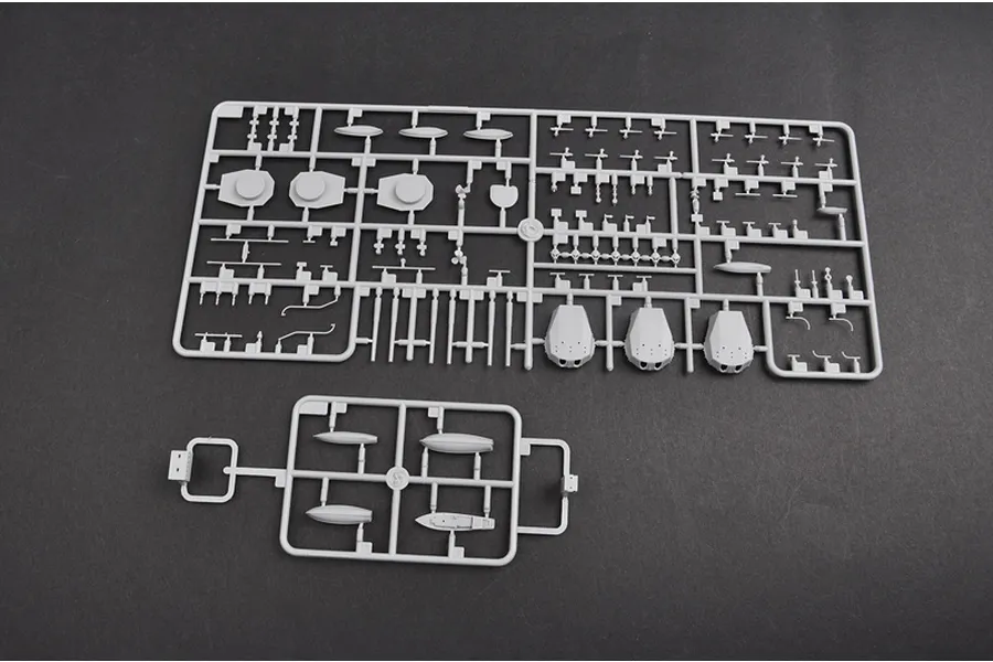 Trumpeter 1/350 HMS Dreadnought 1907 Battleship Plastic Model Kit image 27628