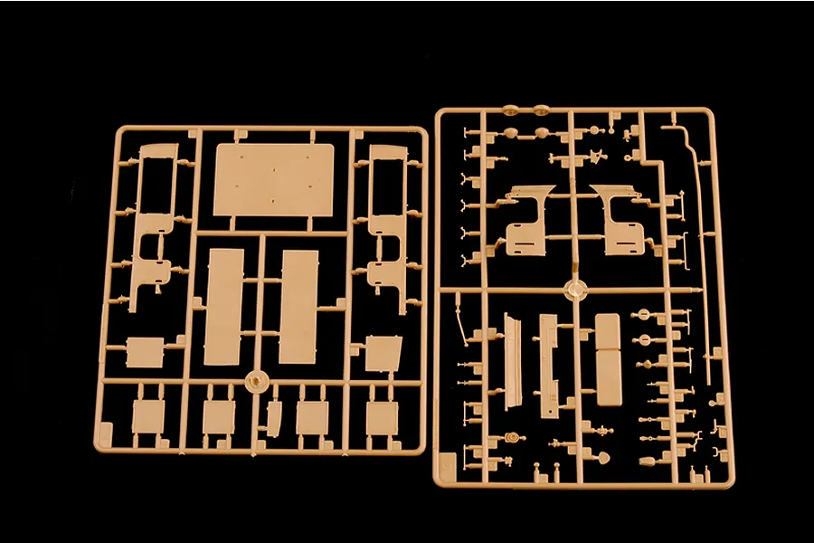 Trumpeter 1/35 German Sd.Kfz.6 Ausfuhrung Artillery Half-track Scaled Plastic Model Kit image 27653