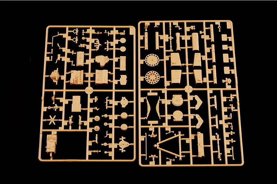 Trumpeter 1/35 German Sd.Kfz.6 Ausfuhrung Artillery Half-track Scaled Plastic Model Kit image 27656