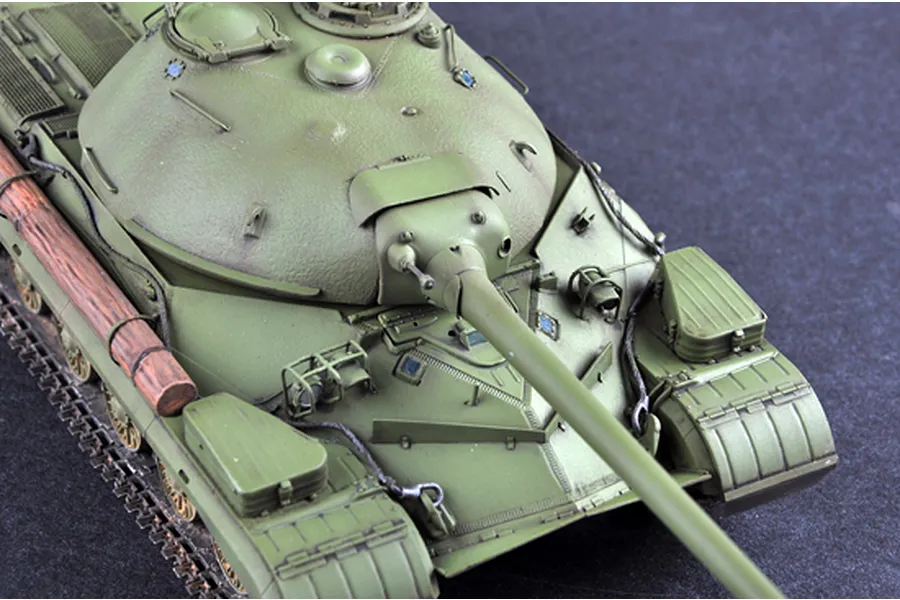 Trumpeter 1/35 Soviet T-10 Heavy Tank Scaled Plastic Model Kit image 27678
