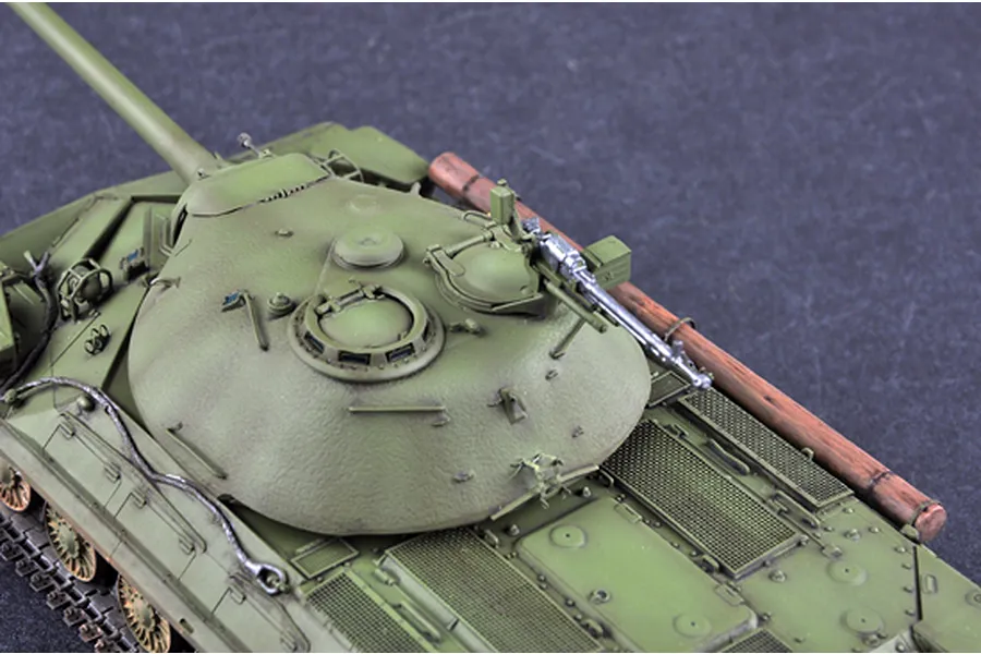 Trumpeter 1/35 Soviet T-10 Heavy Tank Scaled Plastic Model Kit image 27679