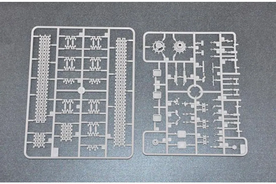 Trumpeter 1/35 Soviet 1985 T-64BV Tank Scaled Plastic Model Kit image 27706