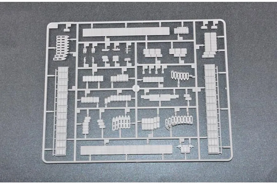 Trumpeter 1/35 Soviet 1985 T-64BV Tank Scaled Plastic Model Kit image 27717