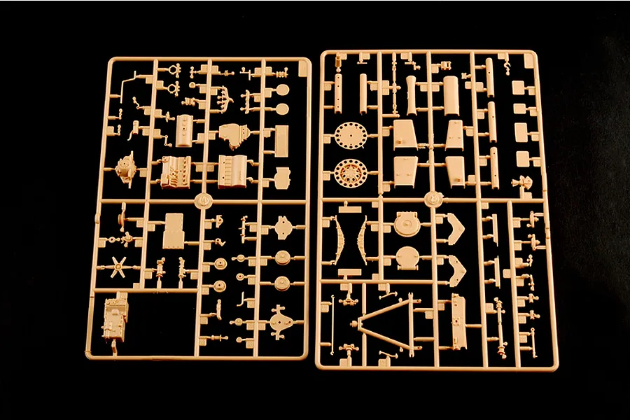 Trumpeter 1/35 German Sd.Kfz.6 Ausfuhrung Pioneer Half-track Scaled Plastic Model Kit image 27725