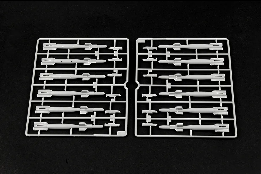 Trumpeter 1/32 US Aircraft Guided Weapons Set image 27792