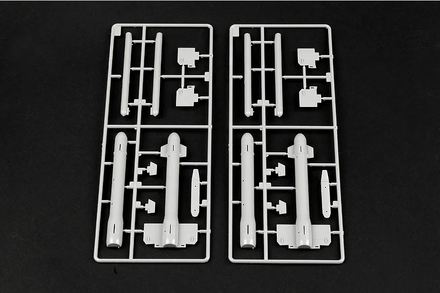 Trumpeter 1/32 US Aircraft Guided Weapons Set image 27796