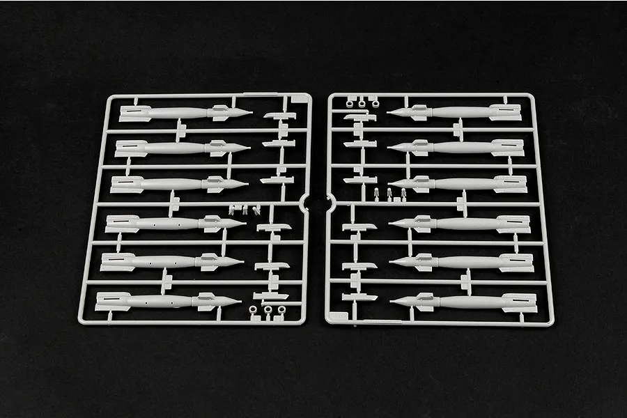 Trumpeter 1/32 US Aircraft Guided Weapons Set image 27798