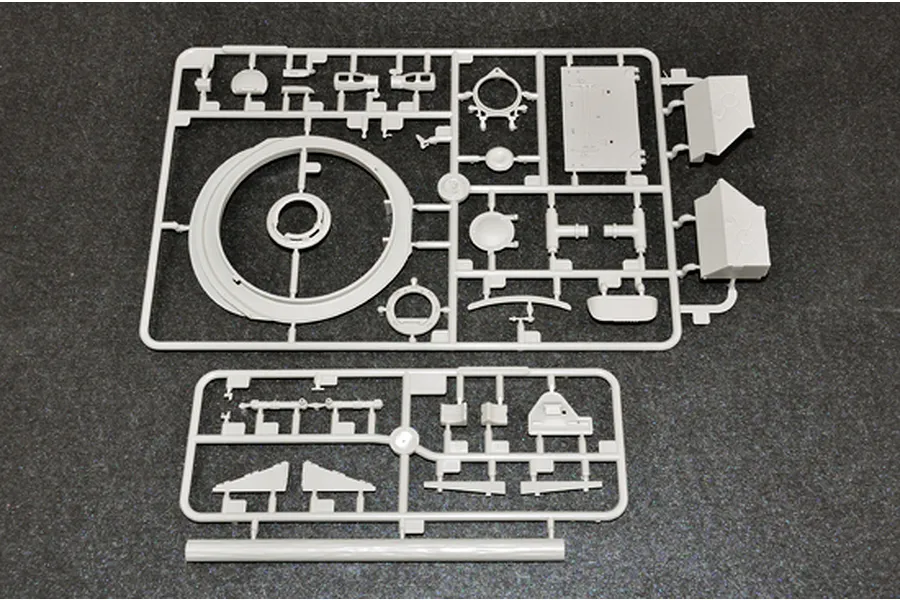 Trumpeter 1/35 Soviet T-10A Heavy Tank Scaled Plastic Model Kit image 27819