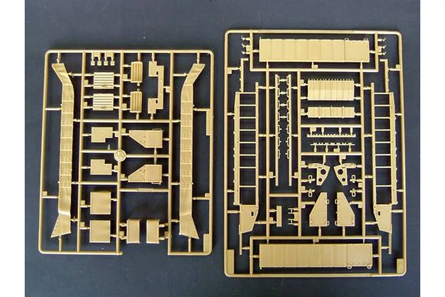 Trumpeter 1/35 British Challenger 2 (Iraq 2003) Main Battle Tank Scaled Plastic Model Kit image 27841