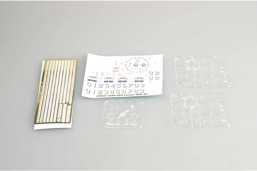 Trumpeter 1/350 USS Lassen DDG-82 Missile Destroyer Plastic Model Kit image 27943