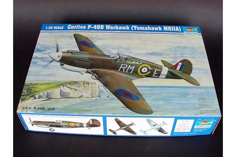 Trumpeter 1/32 Curtiss P-40B Warhawk Tomahawk Mk. II A Fighter Scaled Plastic Model Kit image 28027