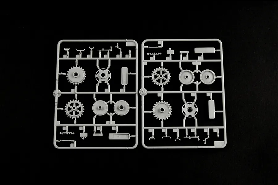 Trumpeter 1/35 German Neubaufahrzeug Nr.3-5 Tank Scaled Plastic Model Kit image 28071