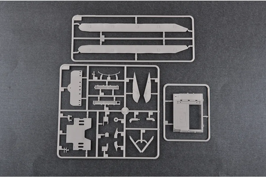 Trumpeter 1/35 Soviet 1984 T-64B Tank Scaled Plastic Model Kit image 28120
